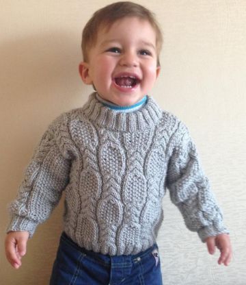 Baby Pulllover mit Perl-Zopfmuster