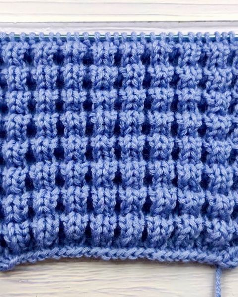 Reliefquadrate Strickmuster