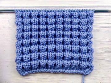 Reliefquadrate Strickmuster