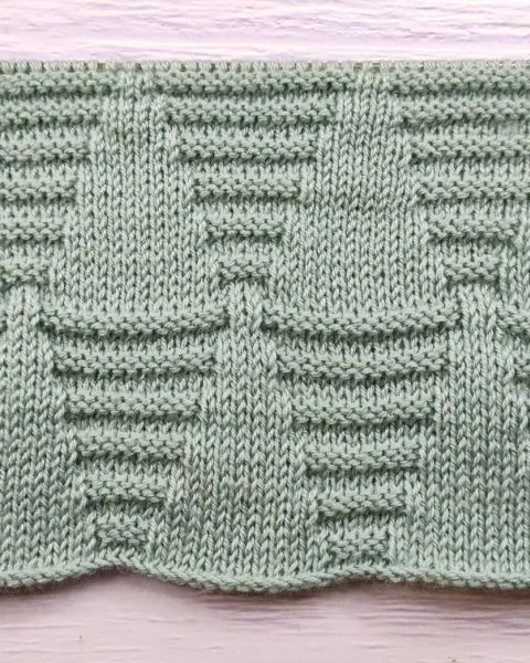 Relief-Dreiecke Stricken