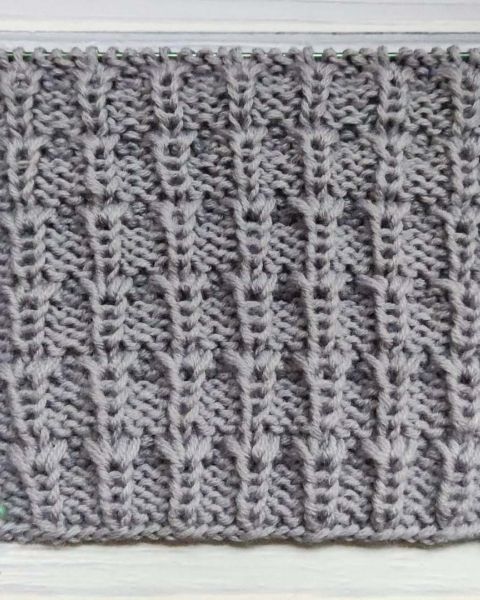 Relief-Streifenmuster stricken