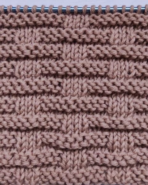 Einfaches Schachbrettmuster stricken