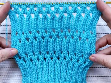 Ajour-Rippenmuster stricken