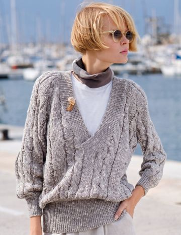 Pullover mit tiefem V-Ausschnitt