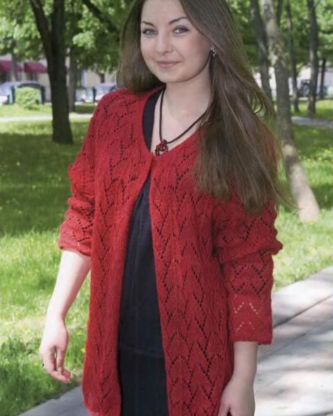Strickjacke im Ajourmuster