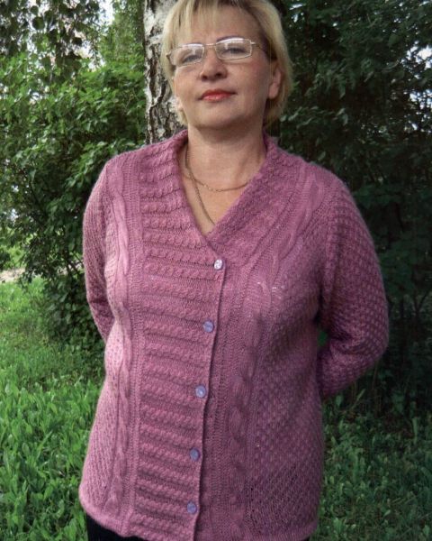 Jacke mit asymmetrischer Knopfleiste