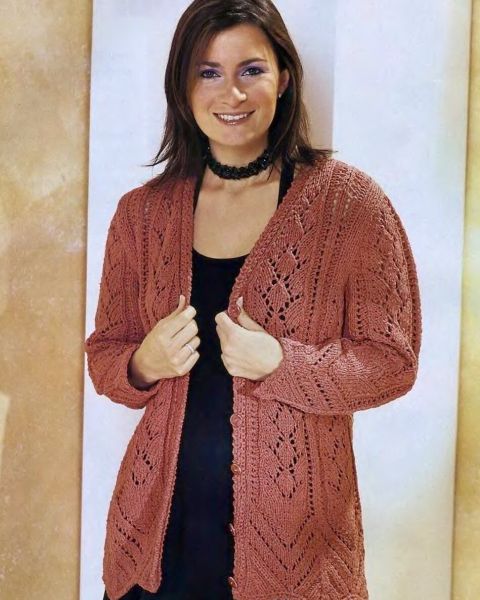 Ajour Strickjacke mit dekorativem Saum