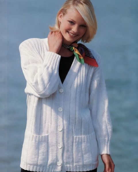 Strickjacke mit V-Ausschnitt und Taschen