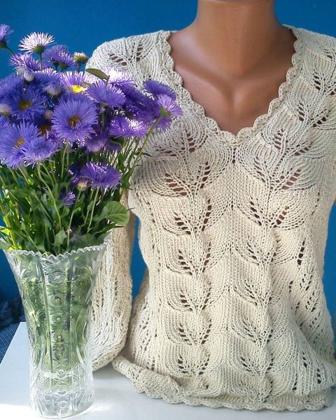 Pulli mit Blattmuster