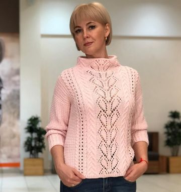 Pulli mit Stehkragen