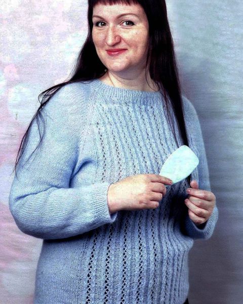 Pulli mit Lochstreifenmuster