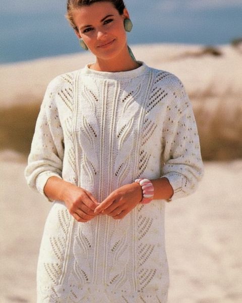 Langer Pullover mit Mustermix