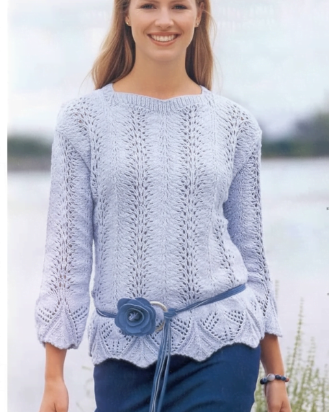 Strickpulli mit Wellenrand